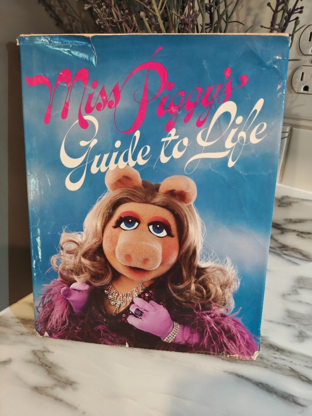 Vintage 1981 First Edition Miss Piggy’s Guide to Life - Rare Hard Cover